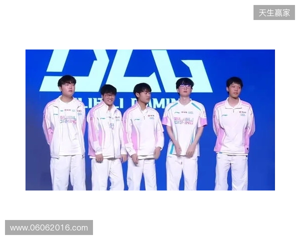 42胜、19胜，曼联英超对埃弗顿胜场和客场胜场均为历史最多